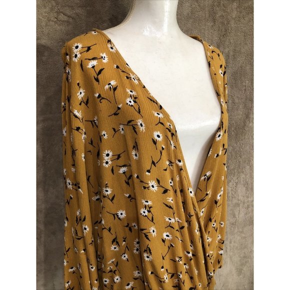 Blouse Fleurie Jaune Charlotte Russe - Taille M - Femme - Excellent état